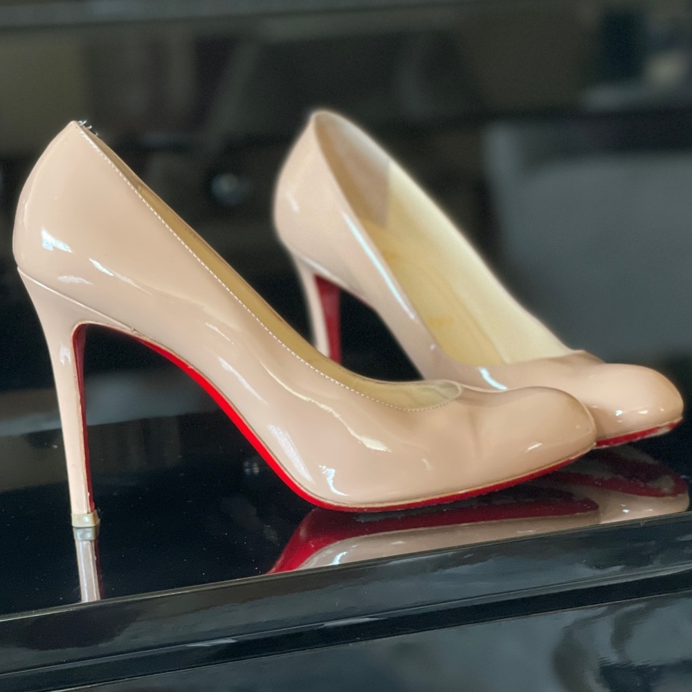 Christian Louboutin Simple Pump in Nude 39